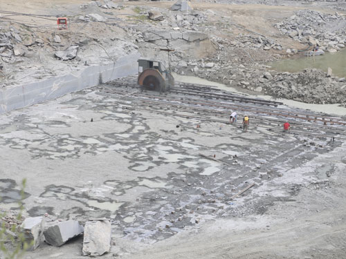 臨沭青雪花青采石礦場及切割加工